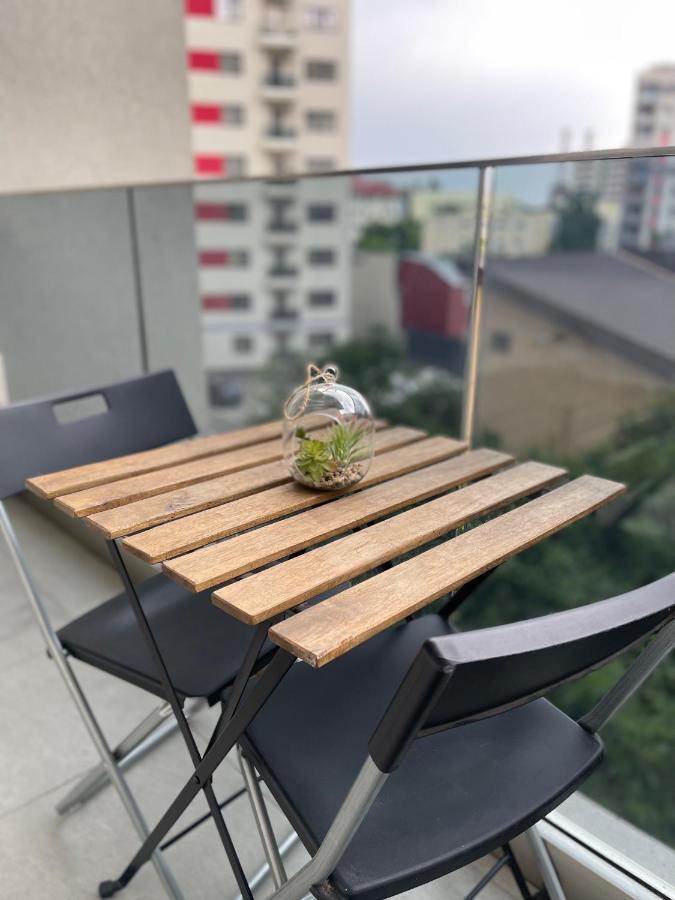 Retreat Luxury Apartment Near Presidential Palace Bucureşti Ngoại thất bức ảnh